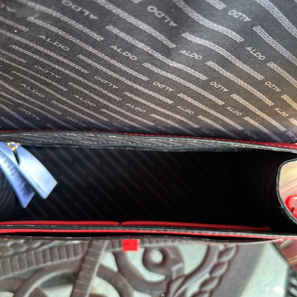 Aldo Year of the Snake Red Handbag - Picture 5 of 14